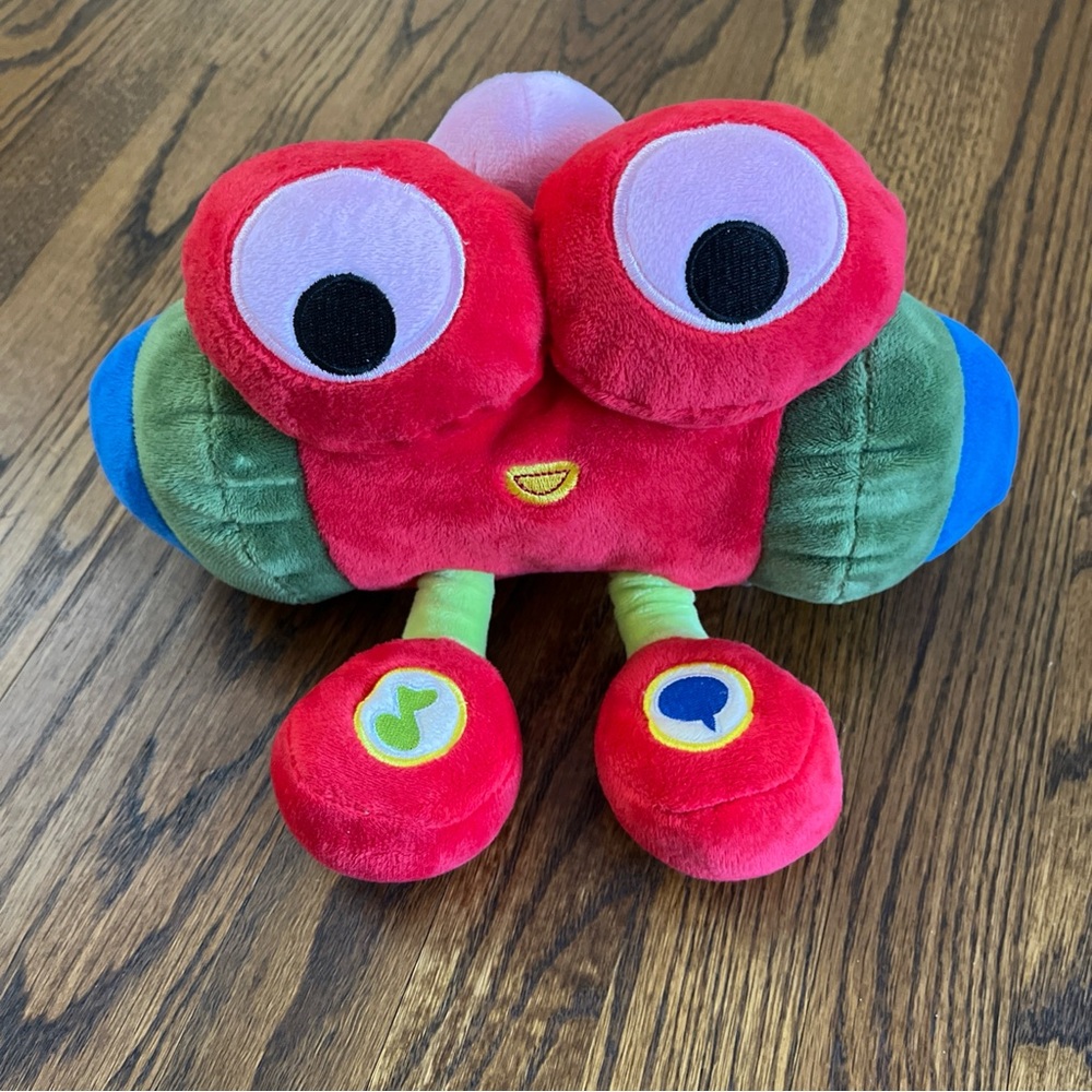 BabyFirst TV Robi Robot Interactive 11 Plush Baby Toy Works Great